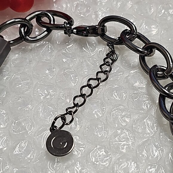 NWT GUESS Logo paved Heart pendant gunmetal 16" link necklace adjustable length - Picture 3 of 7